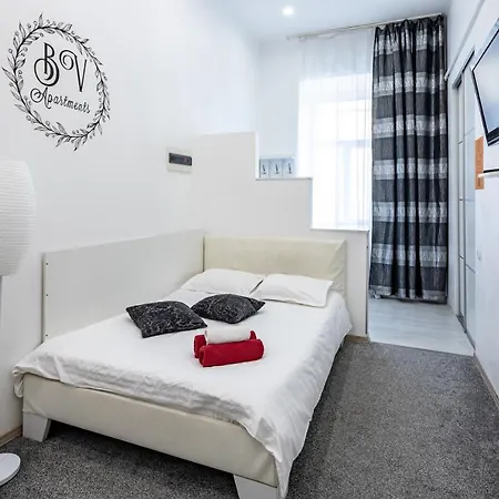 Bv Black And White * Leópolis