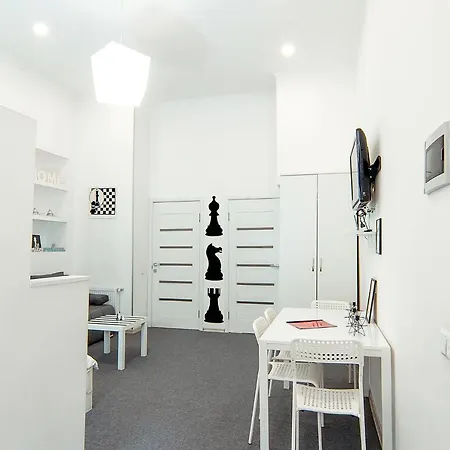 Bv Black And White Apartment *