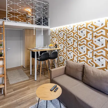 Bv Black And White Apartment *