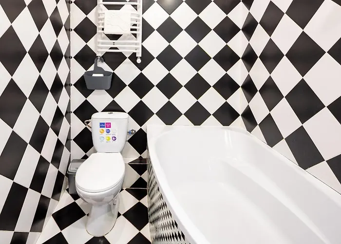 Apartamento Bv Black And White