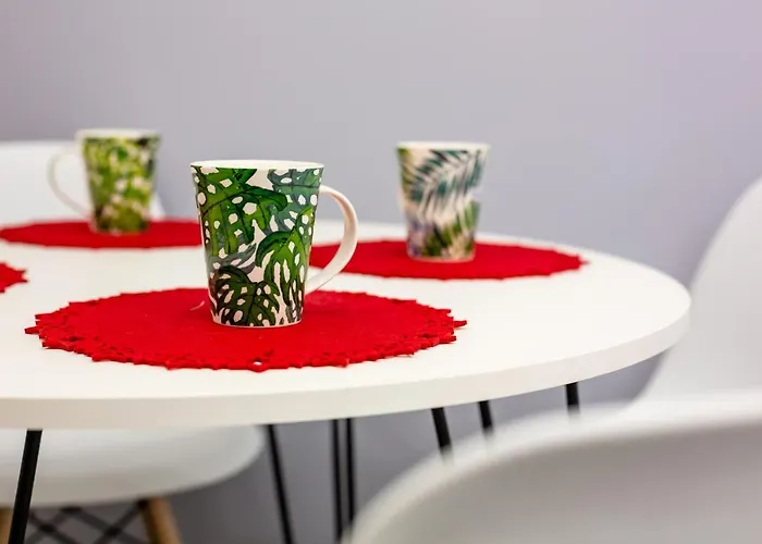 Апартаменти Bv Black And White *