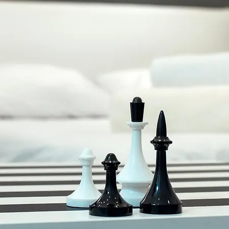 Bv Black And White شقة إلفيف