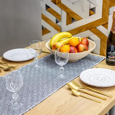 Bv Black And White Apartman *