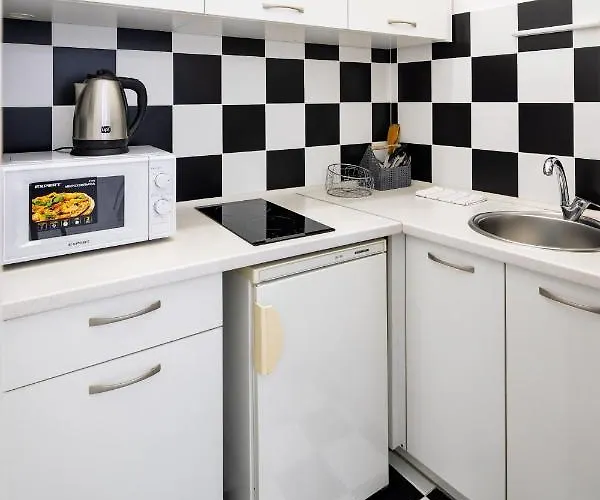 Bv Black And White Apartman *