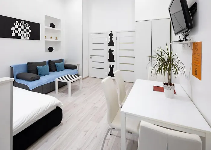 Apartman Bv Black And White Lviv