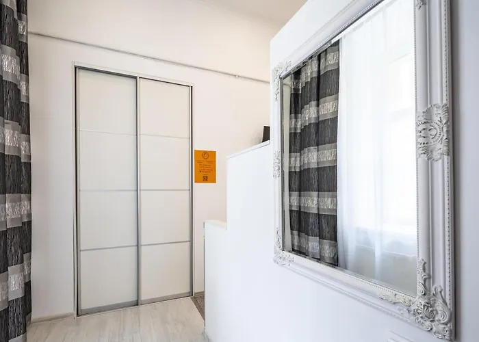 Apartman Bv Black And White Lviv