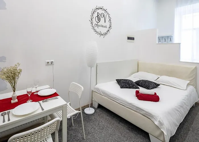 Apartman Bv Black And White *