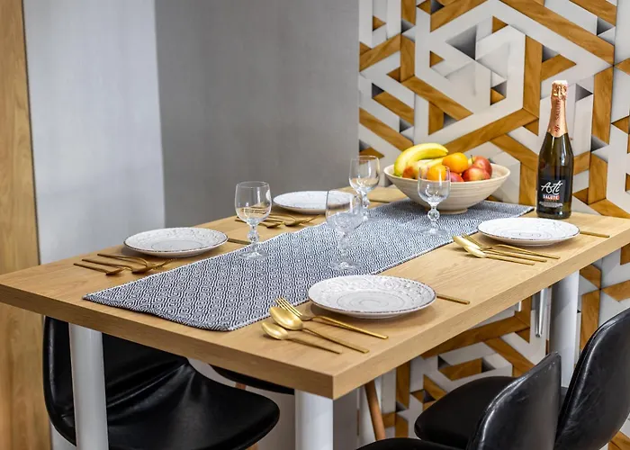 Apartman Bv Black And White