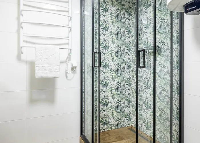 Bv Black And White Apartman