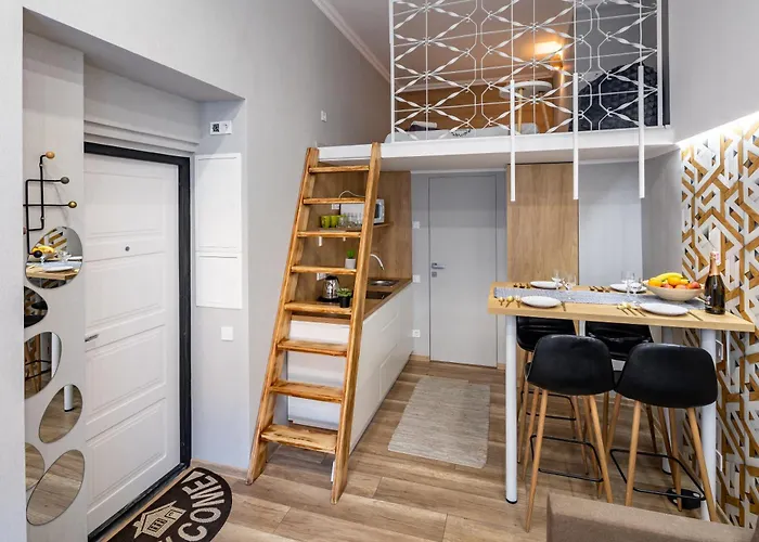 Bv Black And White Apartman