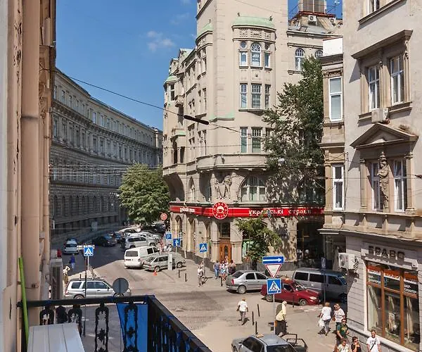 Apartman Bv Black And White Lviv
