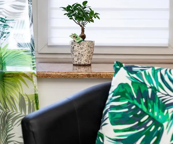 Bv Black And White Apartman *