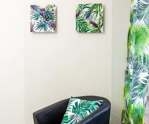 Apartman Bv Black And White